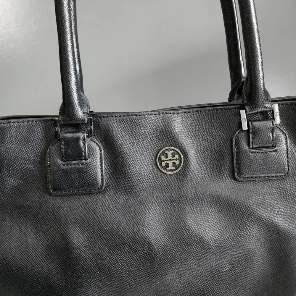 Tory Burch Hudson Bay Robinson Leather Tote